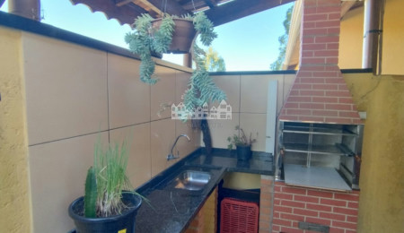 Casa à venda com 2 quartos no condomínio Almeria, Atibaia - SP