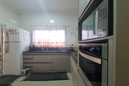 Casa à venda com 4 quartos, sendo 1 suíte,  no condomínio Ibiti do Paço, Sorocaba - SP