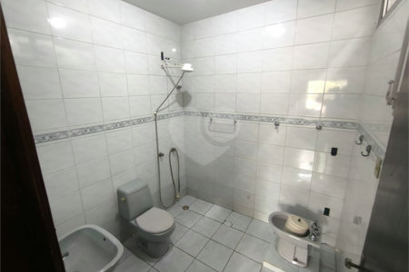 Casa à venda com 5 quartos, sendo 2 suítes, em Jardim Umarizal, São Paulo, SP
