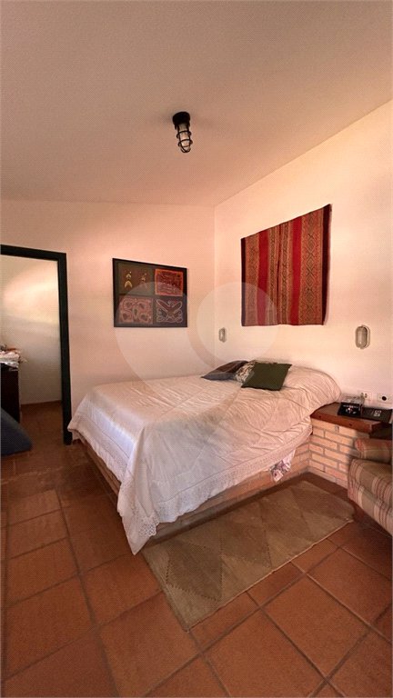 Villagio à venda com 5 quartos, sendo 3 suítes, em Vila Petrópolis, Atibaia, SP