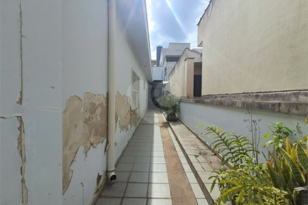 Sobrado à venda com 3 quartos, sendo 1 suíte, em Vila Romana, São Paulo, SP