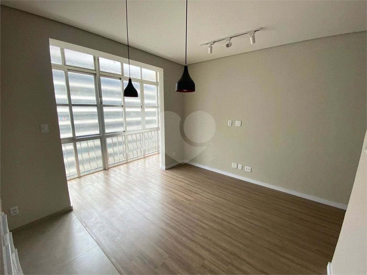 BELA VISTA - APARTAMENTO REFORMADO