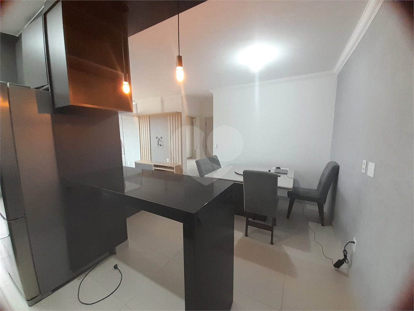 Apartamento Mobiliado para Venda e Locação no Edifício Annelise - São Carlos