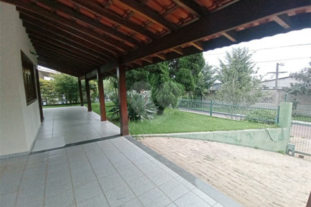 Casa a Venda no Condomínio Vista Alegre - Café em Vinhedo/SP