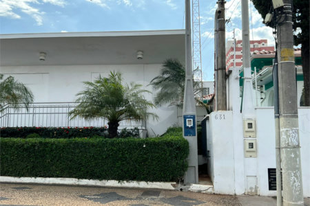VENDA - Imóvel Comercial na Região Central de Indaiatuba com 741,63 m2 de construção, 1440,00 m2