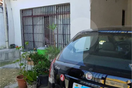 Casa com 156 m², 2 quartos, garagem para 3 carros, à venda no bairro Cerâmica em São Caetano do Sul