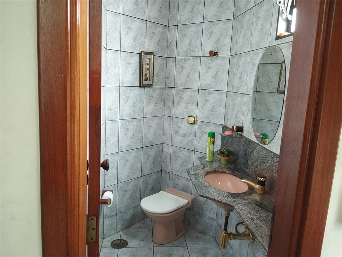 Sobrado à venda com 3 quartos, sendo 1 suíte, em Jardim Nova América, Araraquara, SP