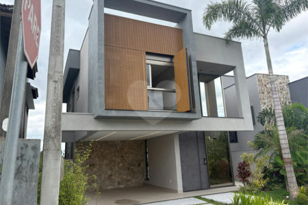 Casa à venda com 3 suítes no condomínio Bella Città - Fazenda Rodeio, Mogi das Cruzes - SP