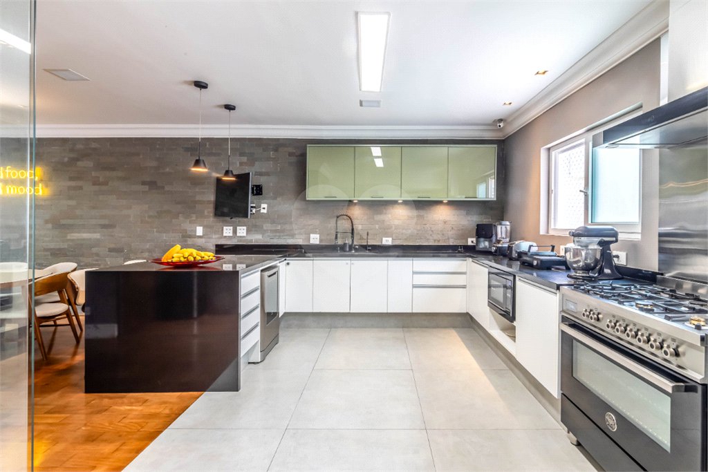 Casa à venda com 4 suítes no condomínio New Port Village, São Paulo - SP