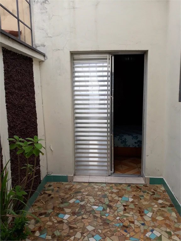 Casa à venda com 2 quartos, sendo 1 suíte, em Vila Anastácio, São Paulo, SP