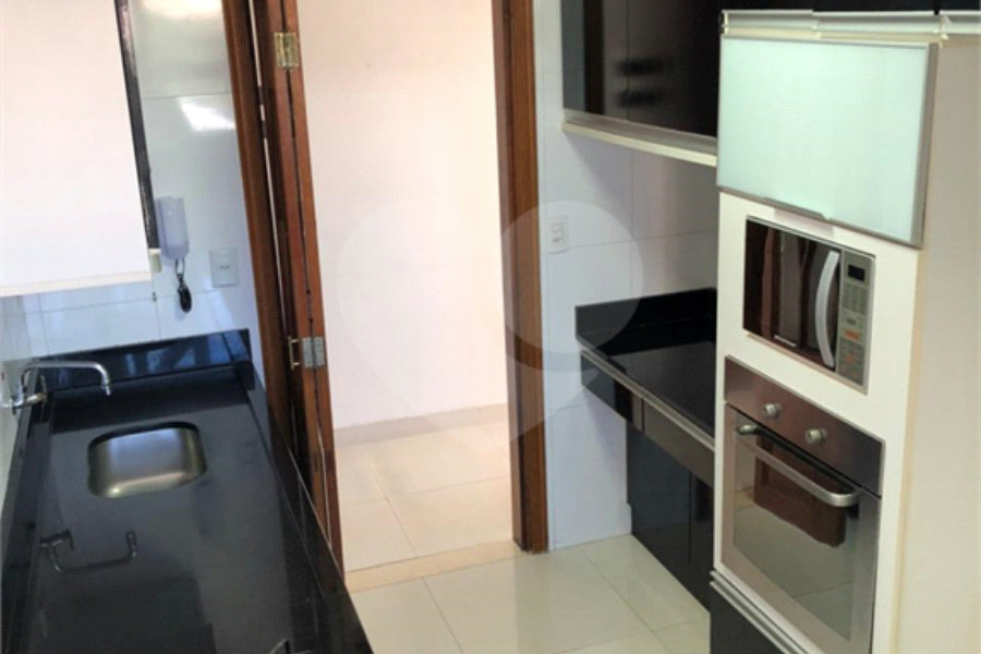 Apartamento à venda com 2 quartos em Vila Mazzei, São Paulo, SP