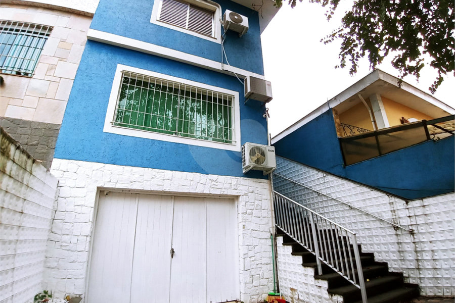 Sobrado à venda com 3 suítes em Santana, São Paulo, SP