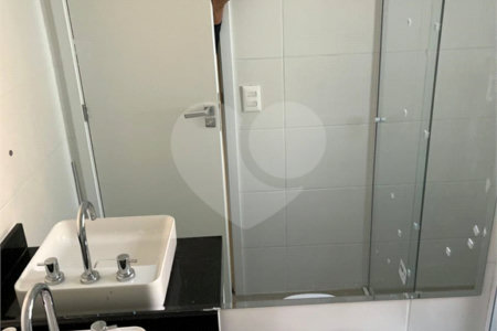 Casa à venda com 2 suítes no condomínio Cube Villa, São Paulo - SP