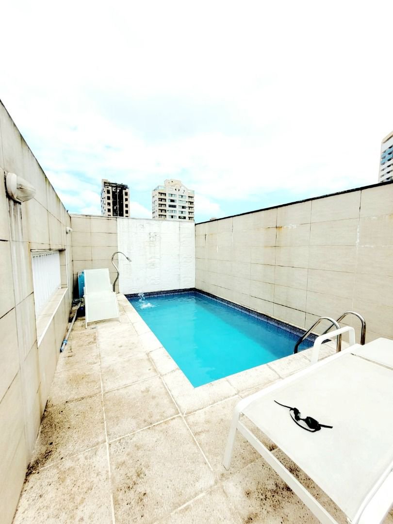 Casa com 3 dormitórios à venda, 272 m² por R$ 1.990.000,00 - Embaré - Santos/SP