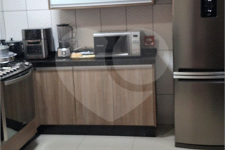 Sobrado à venda com 3 quartos, sendo 2 suítes, em Vila Aparecida, São Paulo, SP