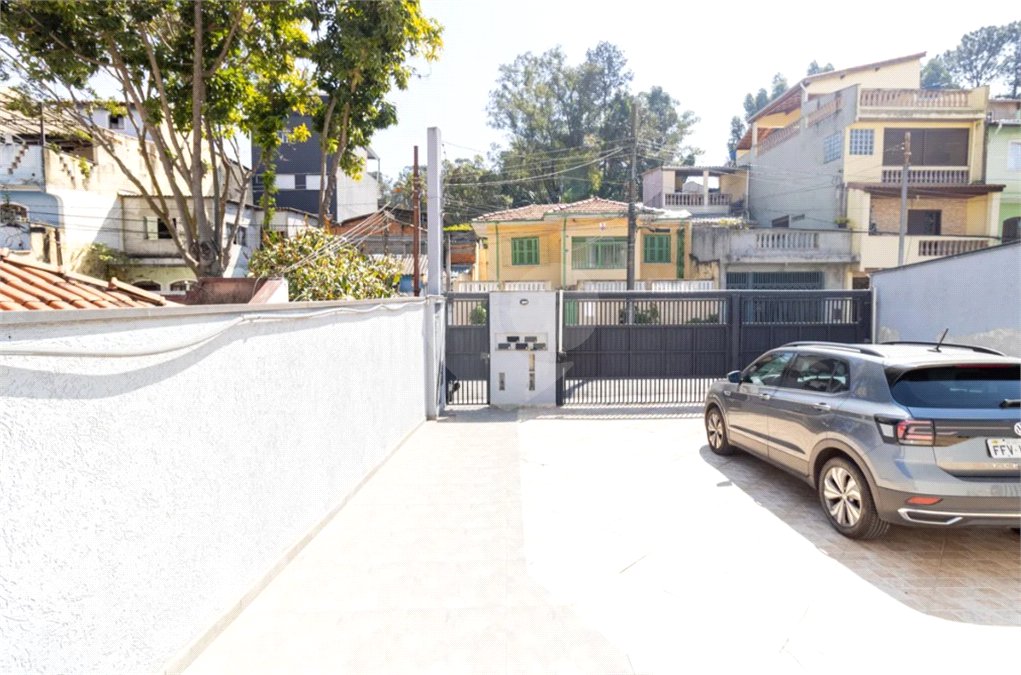 Casa à venda com 2 suítes no condomínio Dos Pássaros, São Paulo - SP