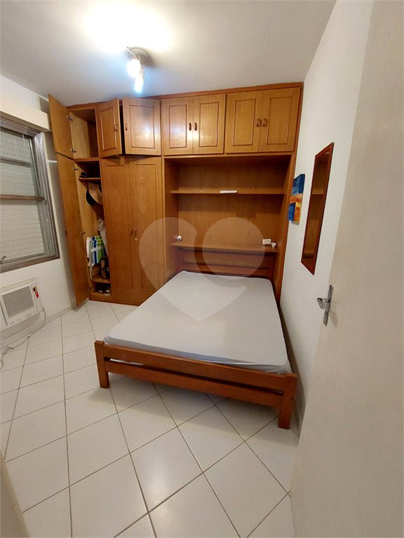 Apartamento à venda com 2 quartos em Enseada, Guarujá, SP