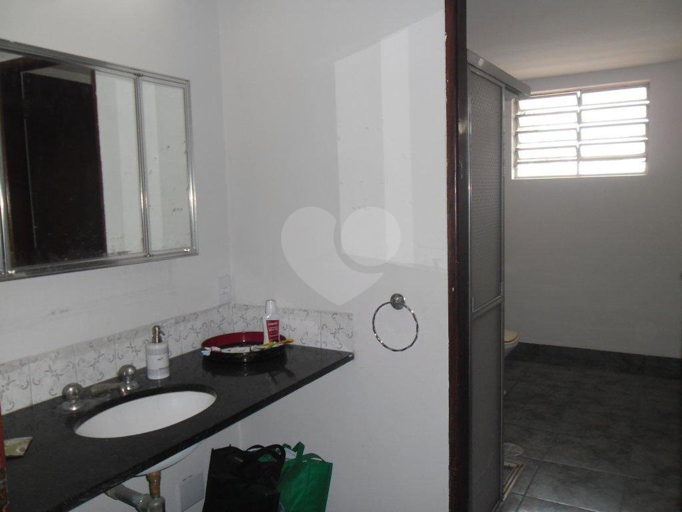 Sobrado à venda com 8 quartos, sendo 2 suítes, em Campo Belo, São Paulo, SP