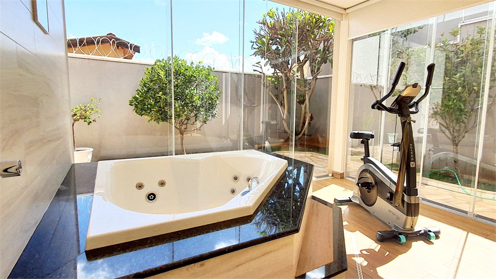 Casa à venda com 3 quartos, sendo 1 suíte, em Ribeirânia, Ribeirão Preto, SP
