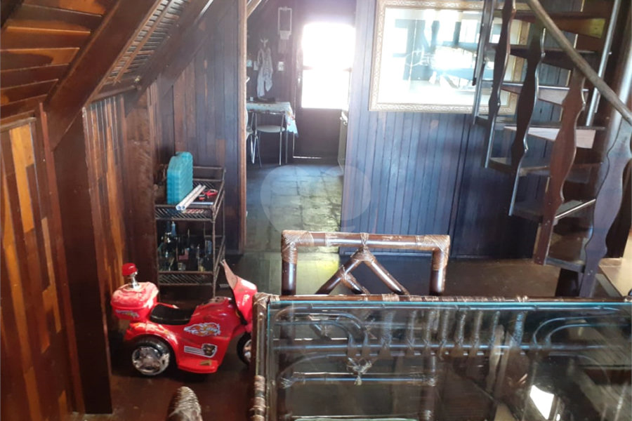 Sobrado à venda com 3 quartos, sendo 1 suíte, em Samambaia, Mairiporã, SP
