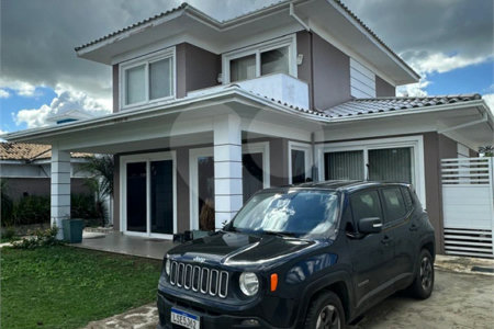 Casa à venda com 5 quartos, sendo 1 suíte, em Caravelas, Armação dos Búzios, RJ