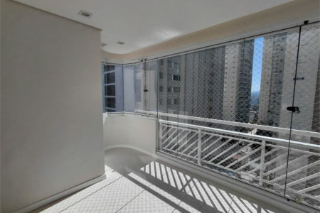 Apartamento à venda com 3 quartos, sendo 1 suíte,  em Vila Romana, São Paulo, SP