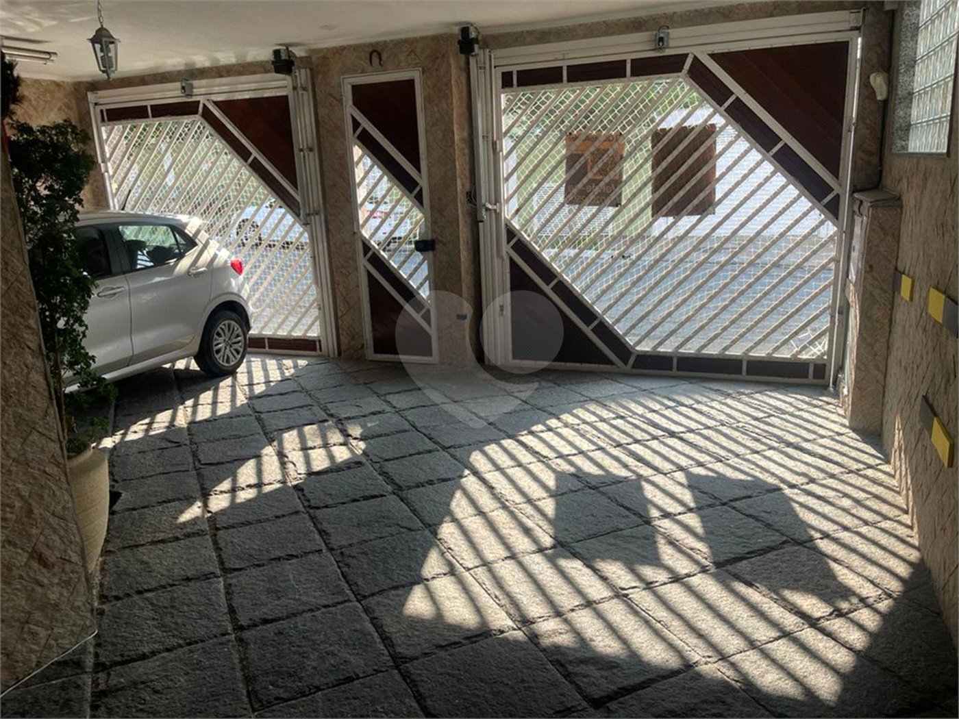 Casa à venda com 3 quartos, sendo 1 suíte, em Parque Vitória, São Paulo, SP