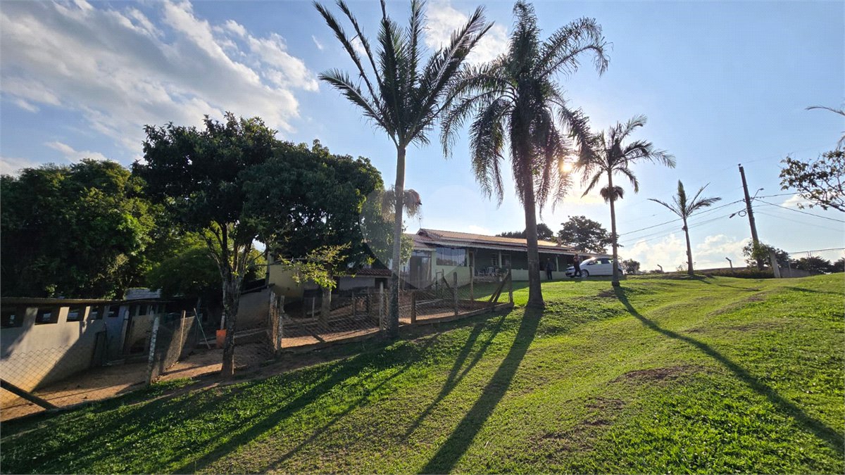 Chácara à venda com 3 quartos, sendo 1 suíte,  em Planalto Verde, São Roque, SP