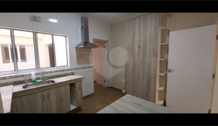 Sobrado à venda com 3 quartos, sendo 1 suíte,  em Santana, São Paulo, SP