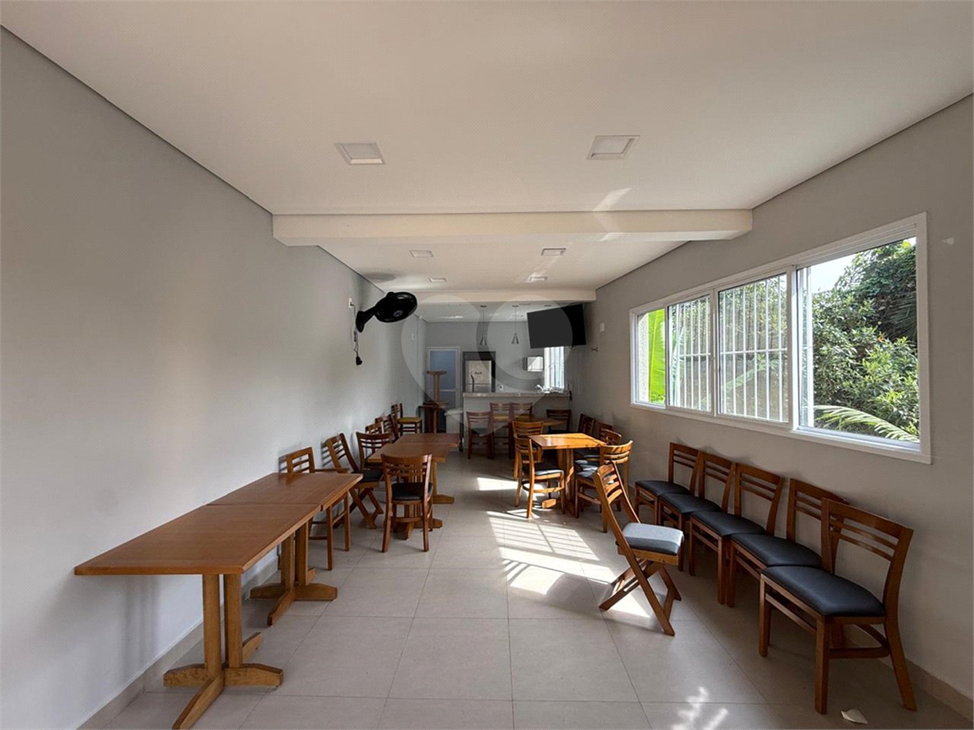 Casa à venda com 2 suítes no condomínio Village Palmas, São Paulo - SP