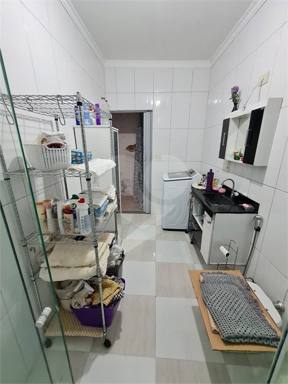 Casa à venda com 6 quartos em Vila dos Remédios, São Paulo, SP