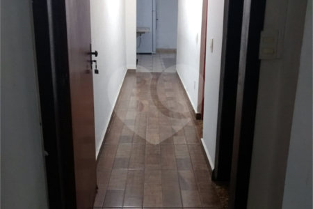 Casa à venda com 3 quartos em Jardim Santa Helena, Itaquaquecetuba, SP