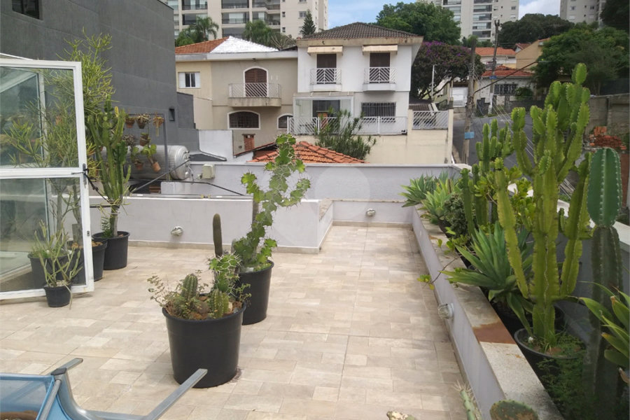 Sobrado à venda com 3 suítes em Santana, São Paulo, SP