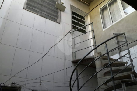 Casa de Vila à venda com 4 quartos em Vila Maria Baixa, São Paulo, SP