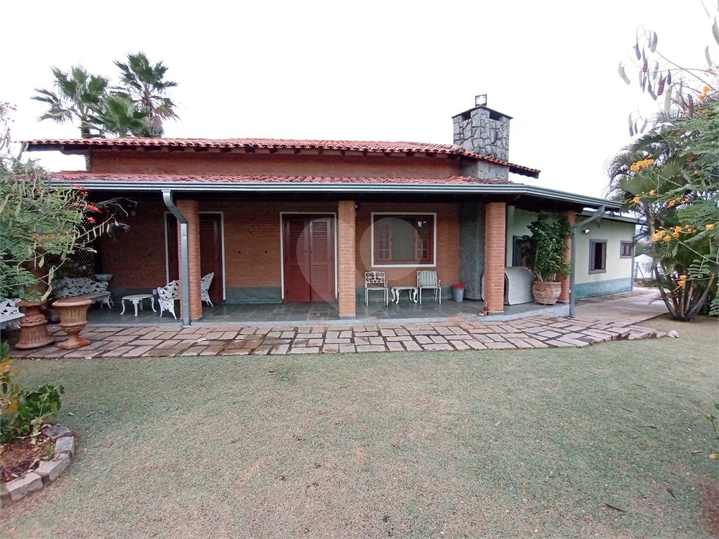 Casa à venda com 4 suítes no condomínio Estância Marambaia, Vinhedo - SP