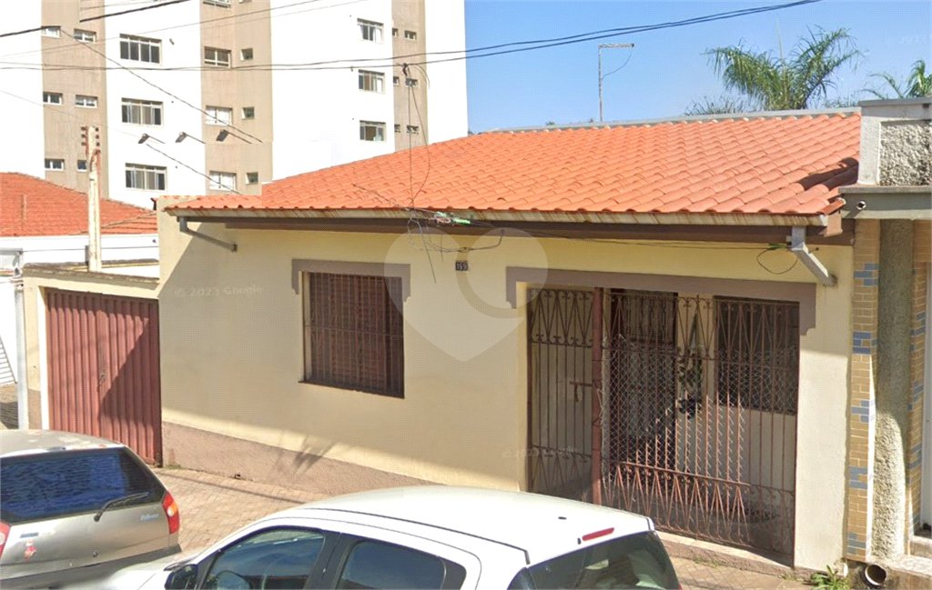 Casa à venda com 3 quartos, sendo 1 suíte,  no Centro, Salto, SP