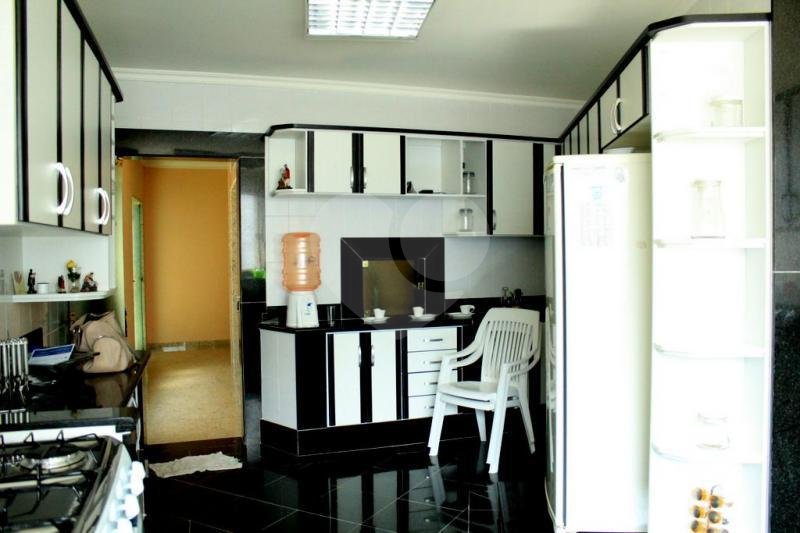 Casa Térrea à venda com 4 suítes em Jardim Franca, São Paulo, SP