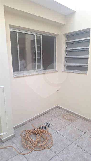Casa à venda com 4 quartos em Vila Irmãos Arnoni, São Paulo, SP