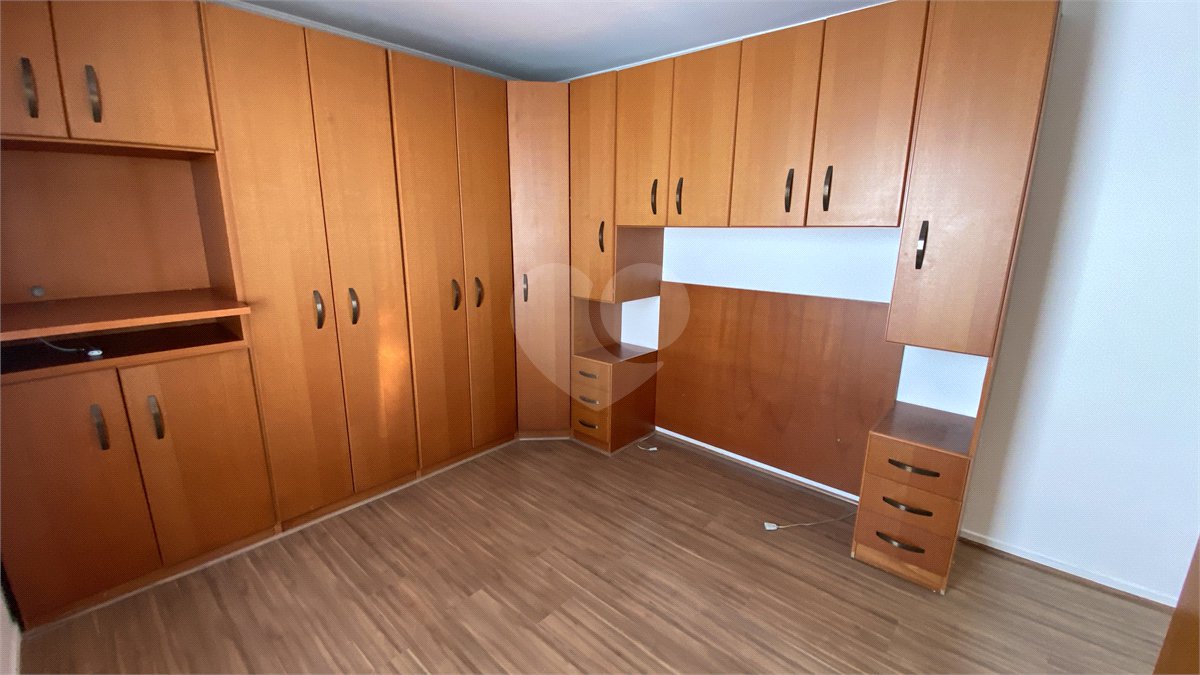 Sobrado à venda com 3 quartos, sendo 1 suíte, em Brooklin Velho, São Paulo, SP