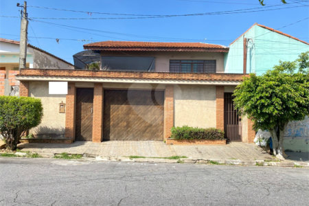 Casa à venda com 3 quartos, sendo 1 suíte, em Vila Correa, Ferraz de Vasconcelos, SP