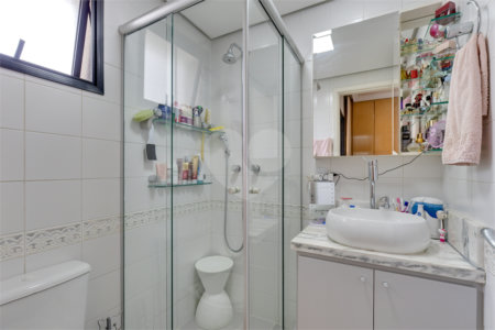 Apartamento à venda com 3 quartos, sendo 2 suítes, em Santo Amaro, São Paulo, SP