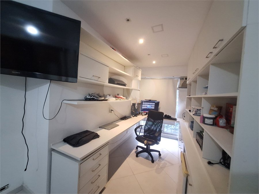 Apartamento à venda com 2 quartos, sendo 1 suíte, em Rio Comprido, Rio de Janeiro, RJ