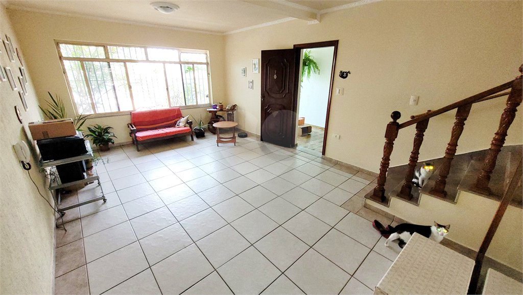 Sobrado à venda com 4 quartos, sendo 2 suítes, em Parada Inglesa, São Paulo, SP