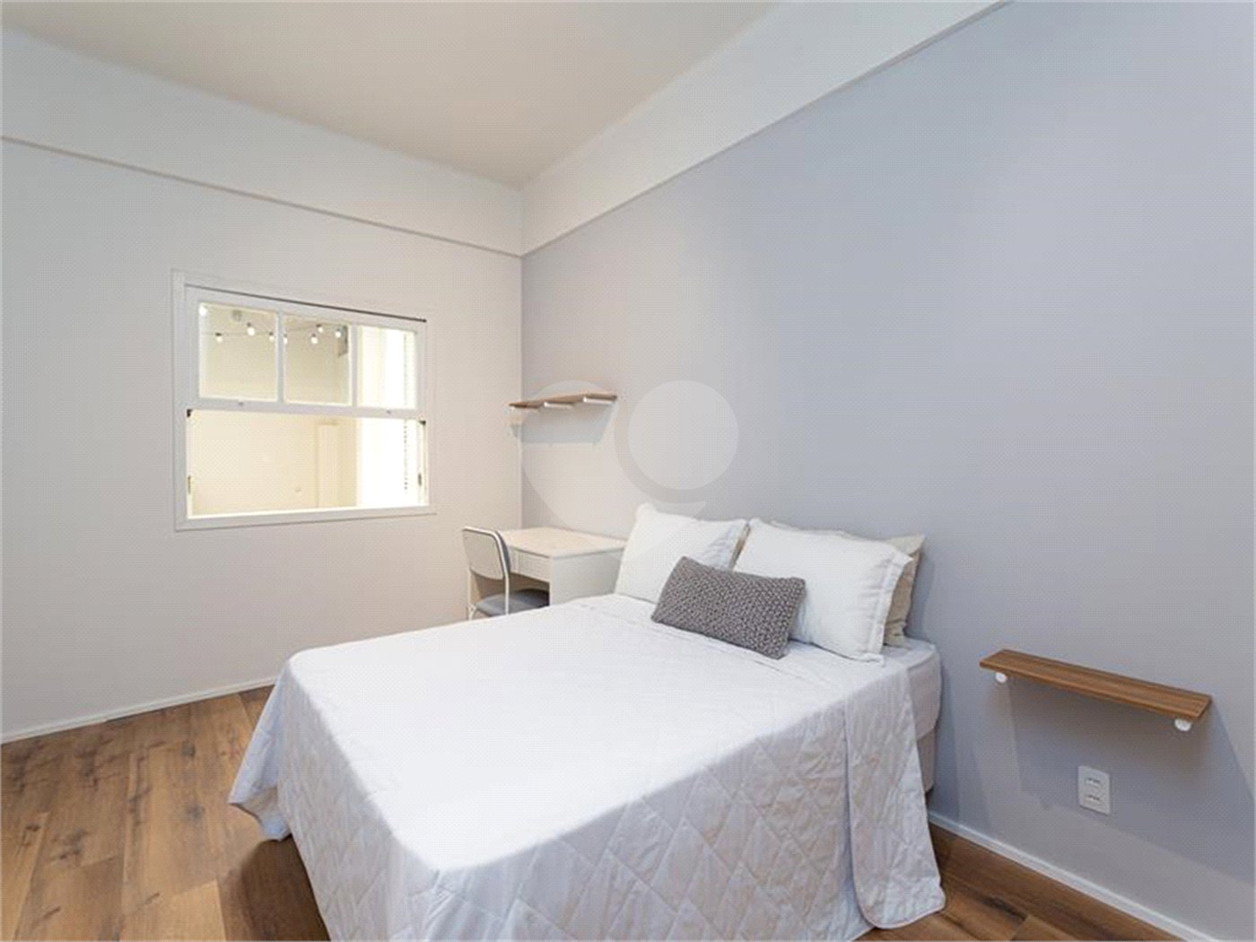 Apartamento à venda com 4 quartos, sendo 1 suíte, em Pinheiros, São Paulo, SP