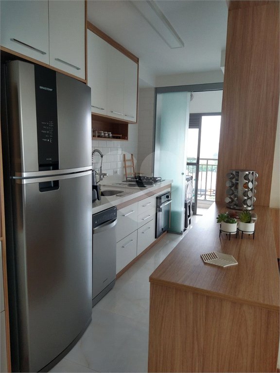 Apartamento à venda com 3 quartos, sendo 1 suíte, em Santo Amaro, São Paulo, SP