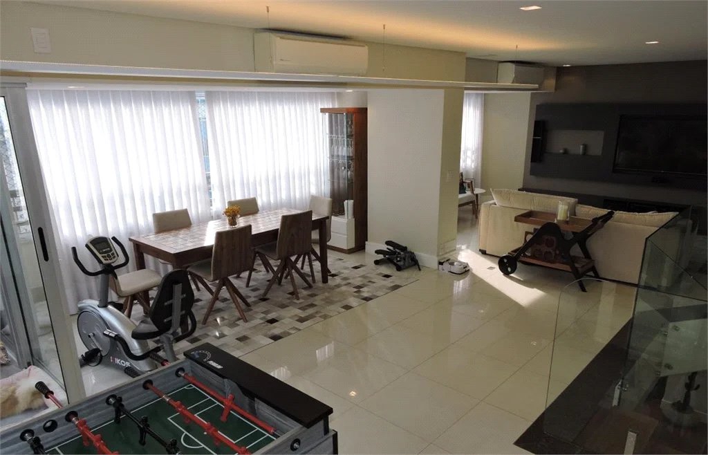 Cobertura à venda com 3 suítes em Vila Morse, São Paulo, SP