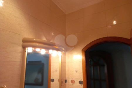 Sobrado à venda com 3 quartos, sendo 1 suíte,  em Santa Teresinha, São Paulo, SP