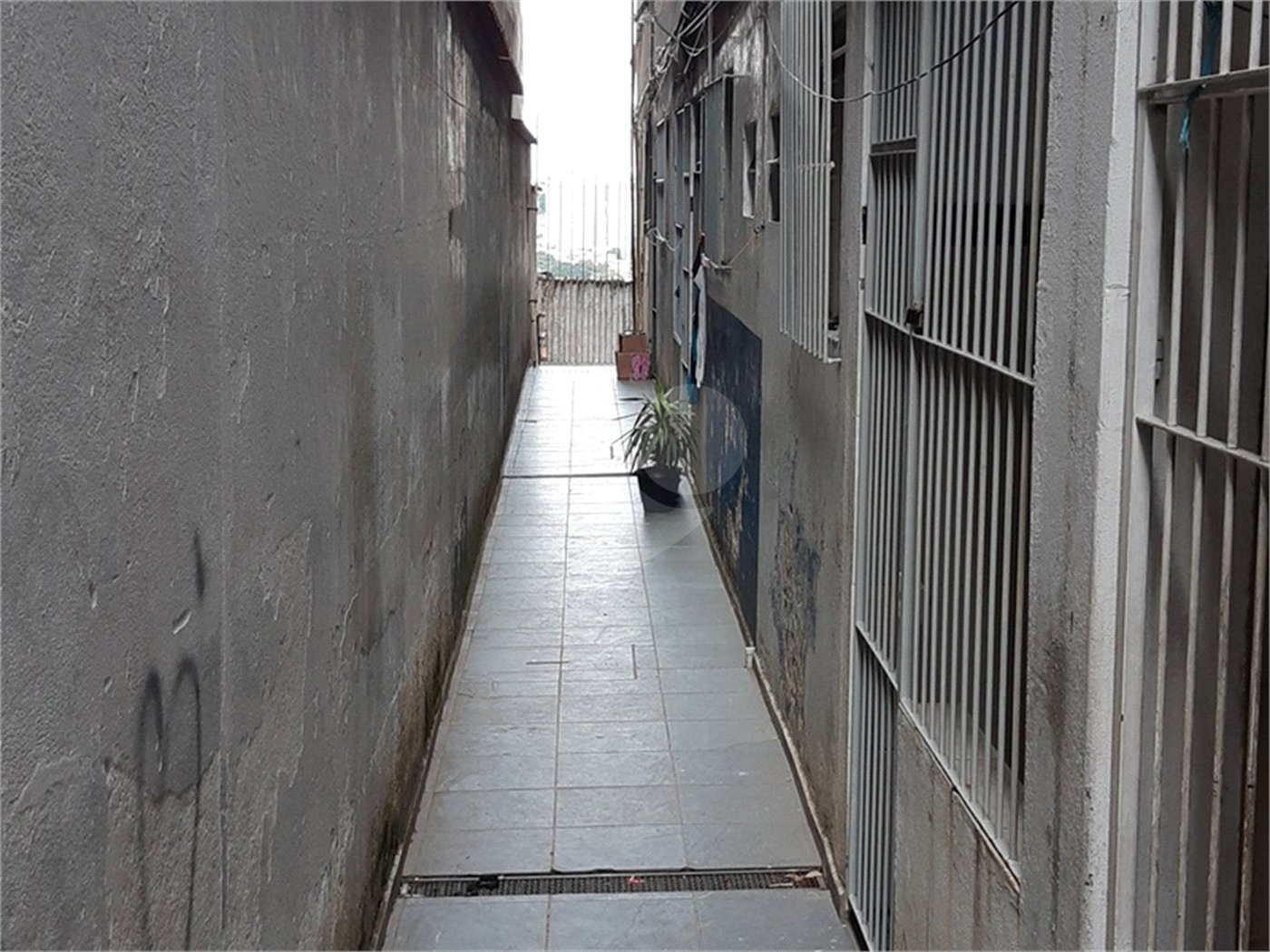 Sobrado à venda com 20 quartos em Jardim Peri, São Paulo, SP