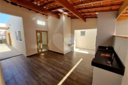 Casa à venda com 5 quartos, sendo 2 suítes,  em Vila Gonçalves, São Bernardo do Campo, SP