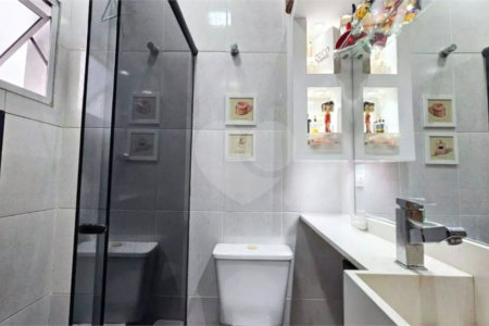 Sobrado à venda com 3 quartos, sendo 1 suíte, em Jardim Nordeste, São Paulo, SP